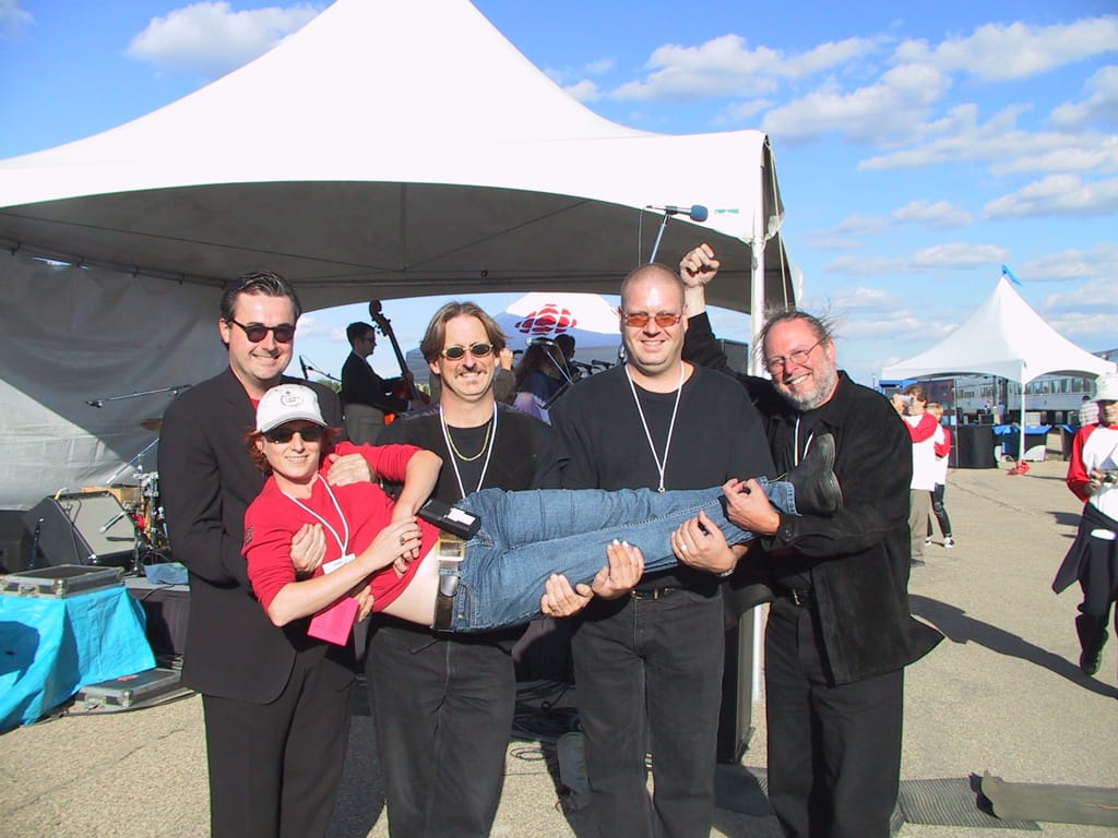 Emma gets held up by Frank Leahy and Friends in Saskatoon, Saskatchewan, 13 September 2002