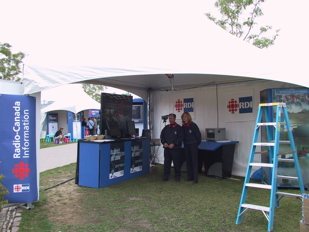 When in Quebec, Montreal, 27 September 2002