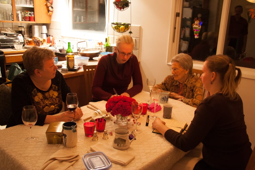 Christmas Dinner, Calgary, Alberta, 25 December 2006