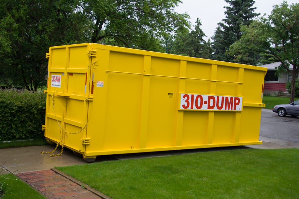 Rubbish bin, Westgate, Calgary, Alberta, 17 June 2007