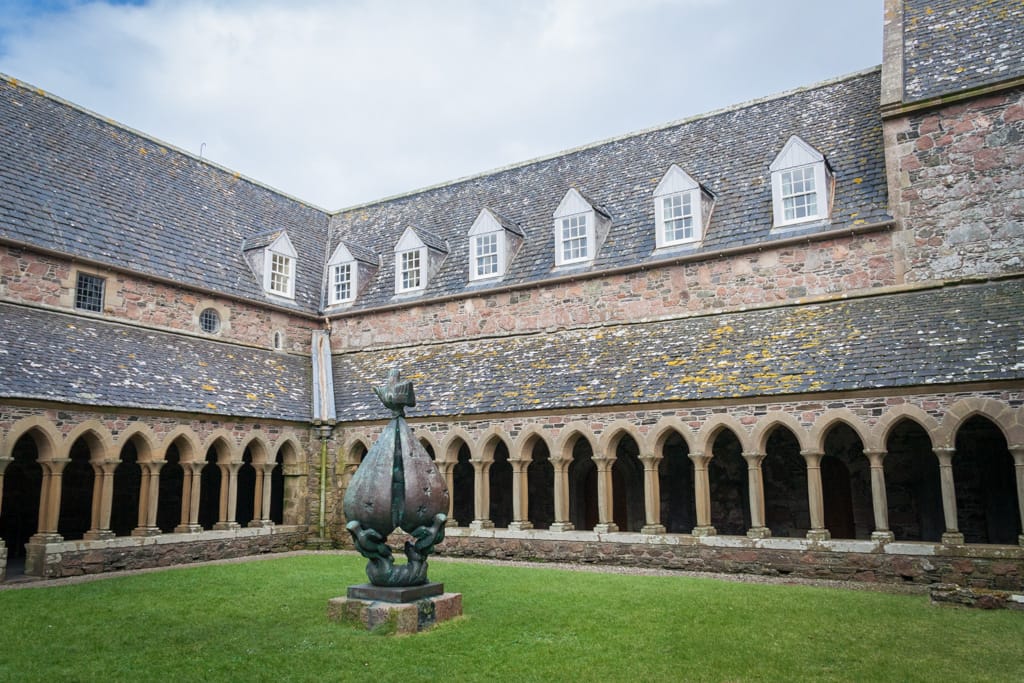 Courtyard of Iona Abbey, Scotland, 5 April 2008
