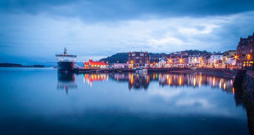 Oban at dusk, Scotland, 9 April 2008