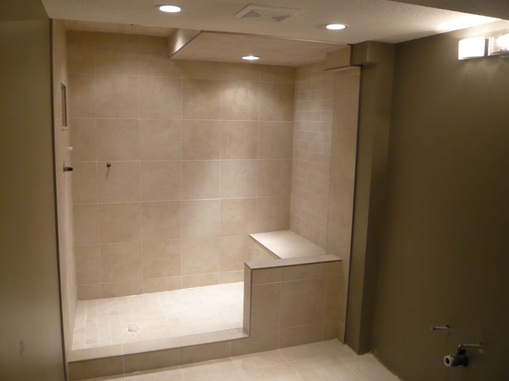 Basement bathroom, Westgate, Calgary, Alberta, 3 June 2008