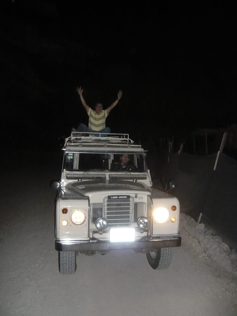 Hermes on Mark’s roof at Avalon Country Club, Río Oro, San José, Costa Rica, 19 December 2008