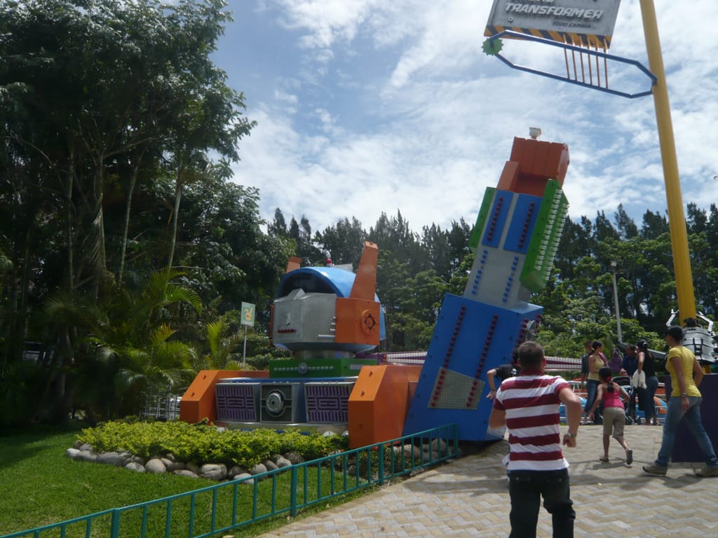 Transformers, Parque de Diversiones, San José, Costa Rica, 11 July 2008