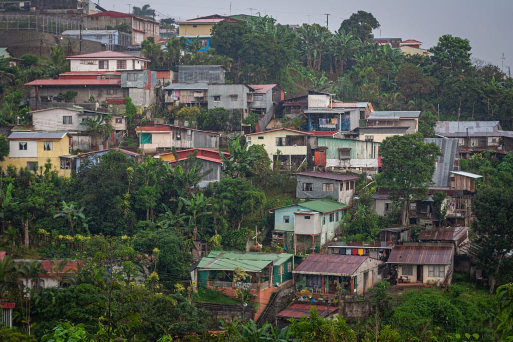Nearby homes, Espiritu Santo Coffee, Naranjo, Alajuela, Costa Rica, 8 November 2009