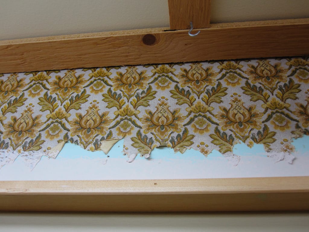 Original wallpaper, Westgate, Calgary, Alberta, 11 October 2010