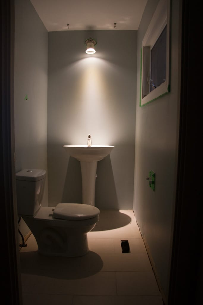 New ensuite toilet, Westgate, Calgary, Alberta, 11 April 2012